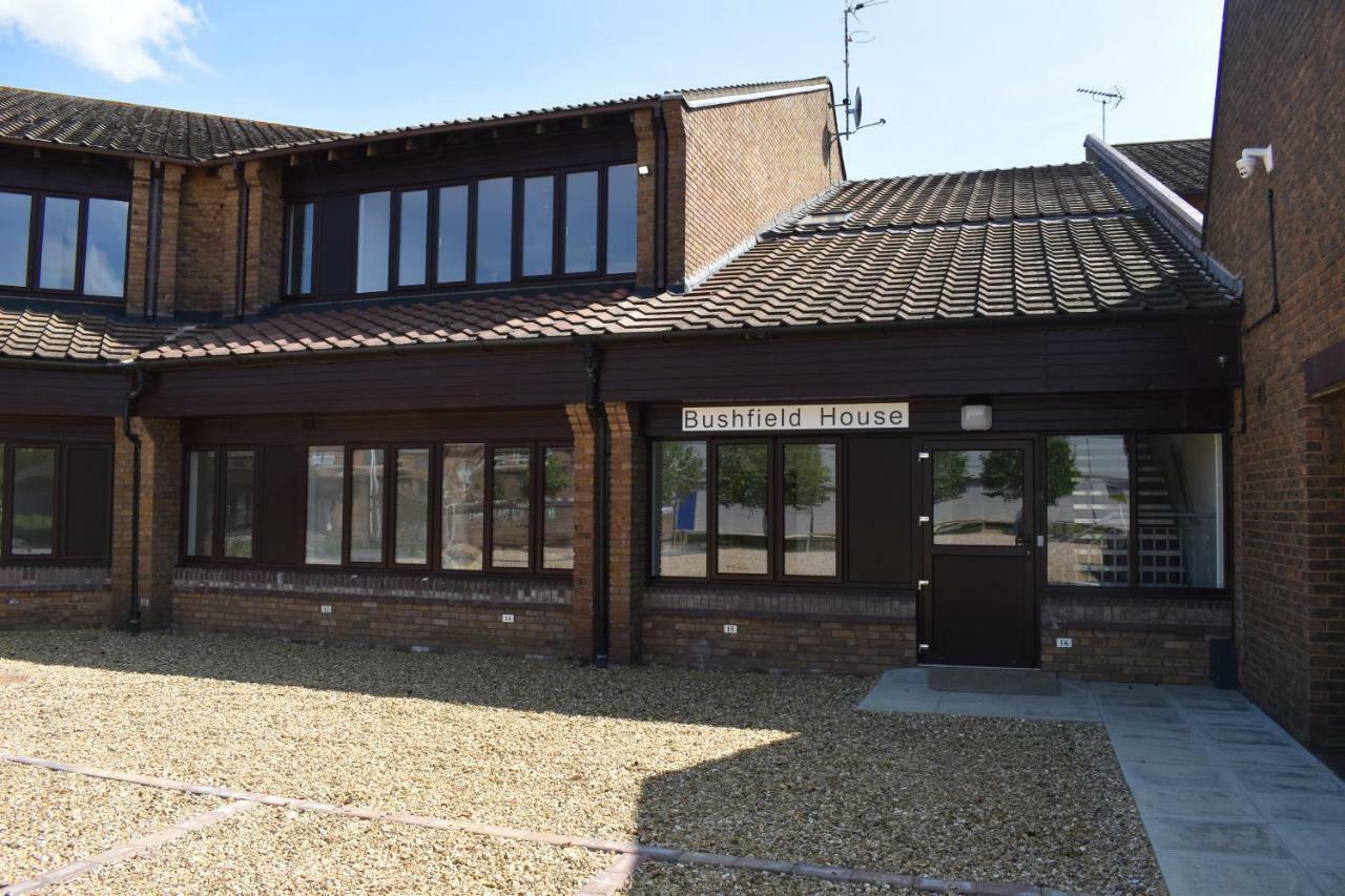 彼得伯勒Bushfield House公寓 外观 照片